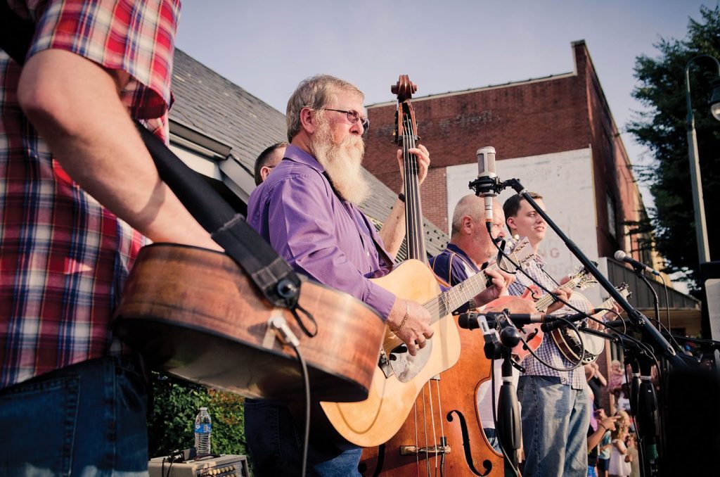 bluegrass at folkmoot in waynesville