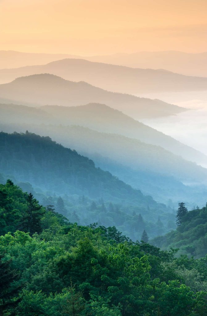 layers of mountain peaks in the smokies