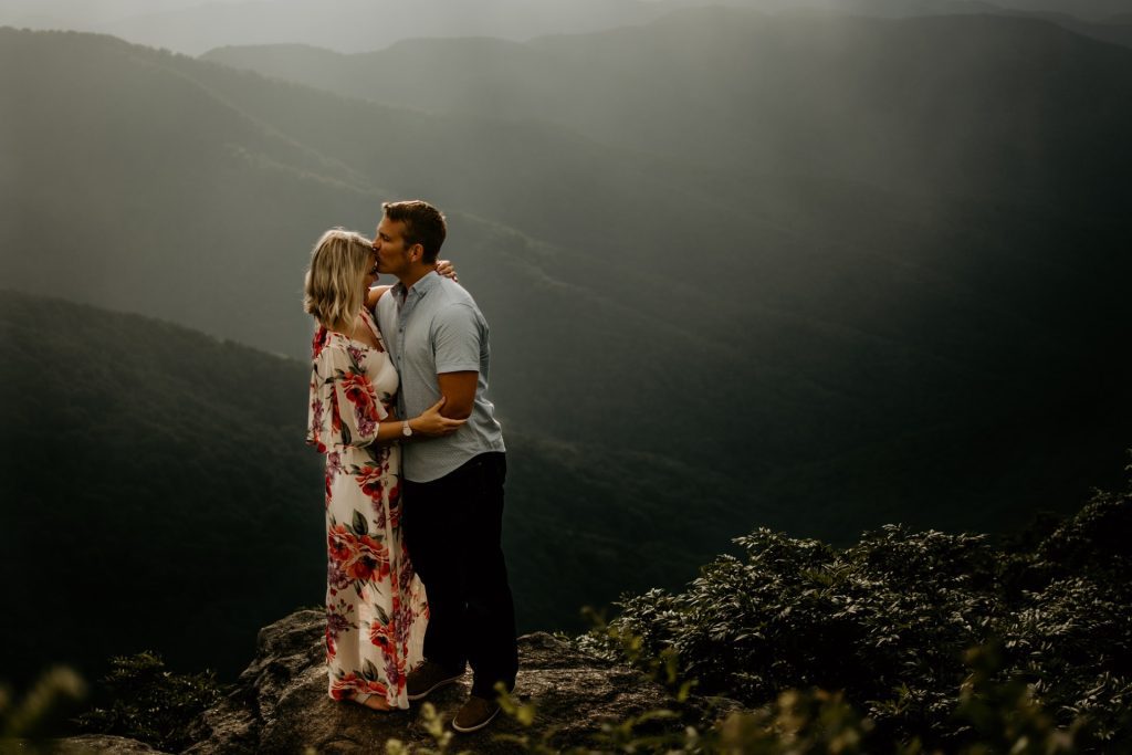 people kissing in the smoky mountains of nc