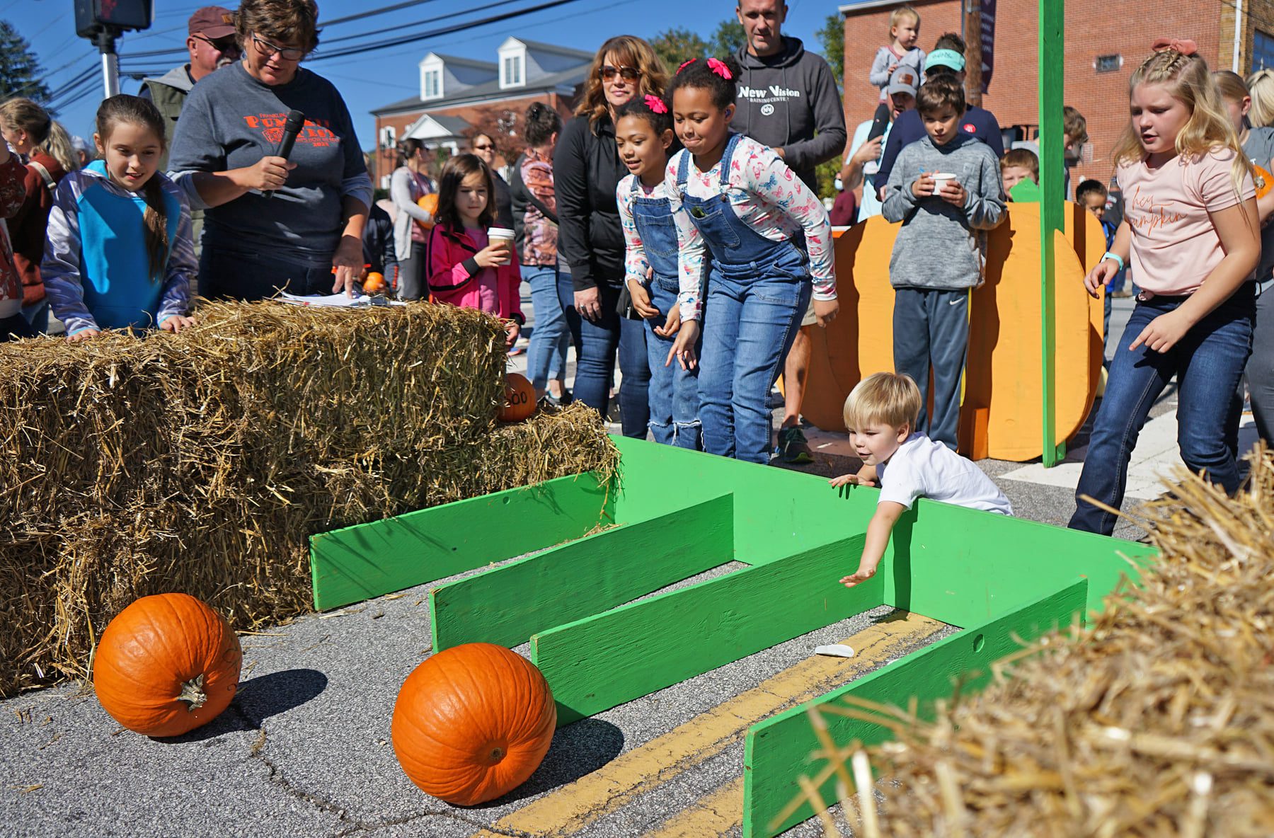 the pumpkin roll at the franklin nc pumpkin festival
