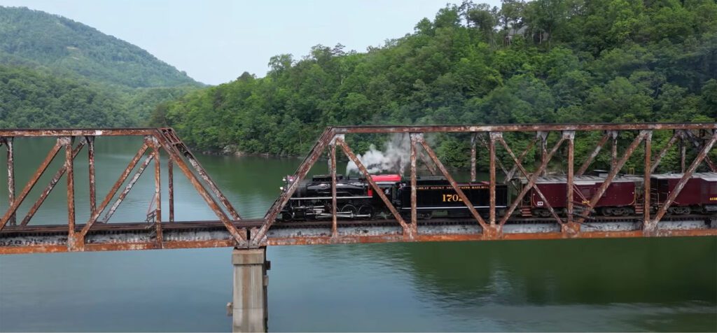 Great Smoky Mountain Railroad